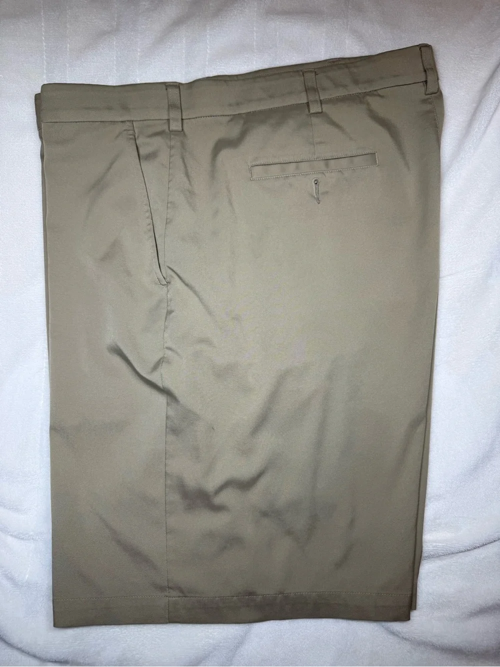 Roundtree & Yorke Men's Tan Performance Hybrid Shorts